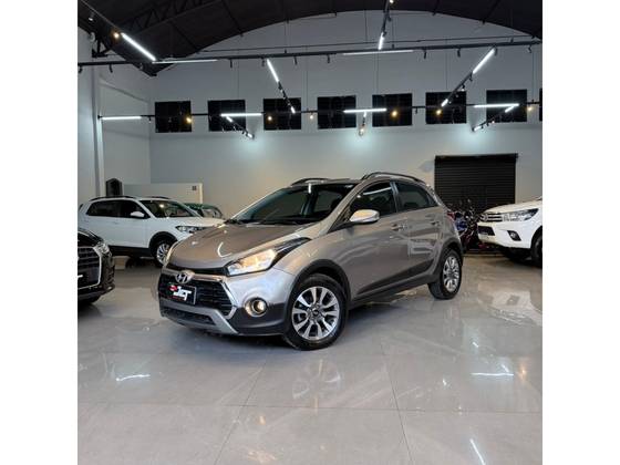 HYUNDAI HB20X 1.6 16V STYLE FLEX 4P AUTOMÁTICO